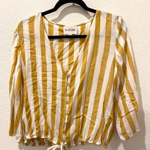 Olive & Oak top